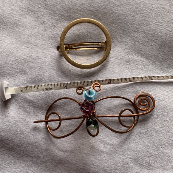 2 Hair Barettes - Picture 6 of 7